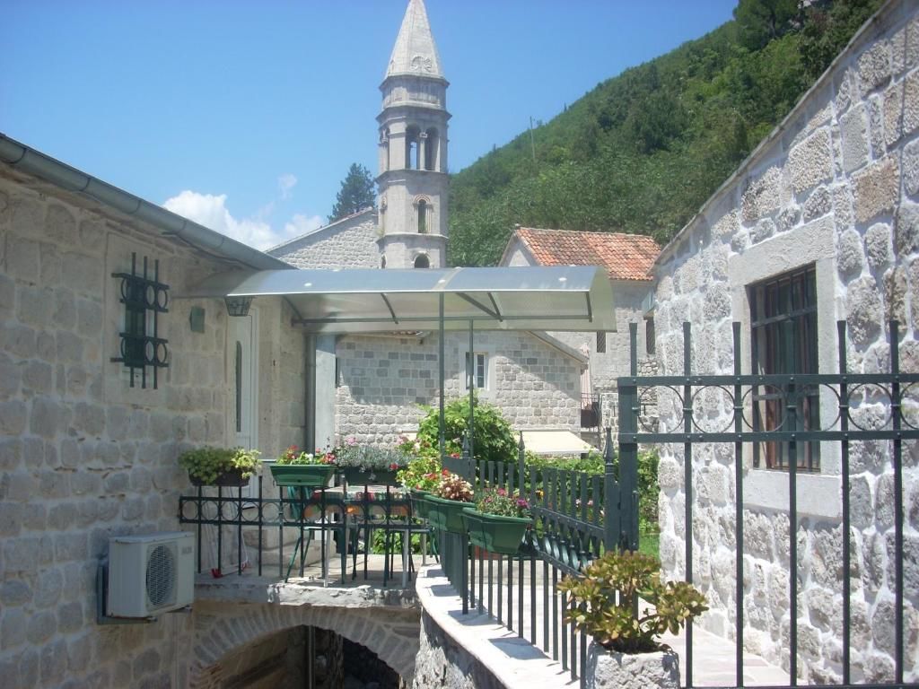 Гостевой дом Guest House Dragutinovic Пераст