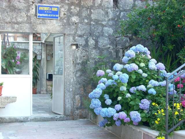Гостевой дом Guest House Dragutinovic Пераст-25