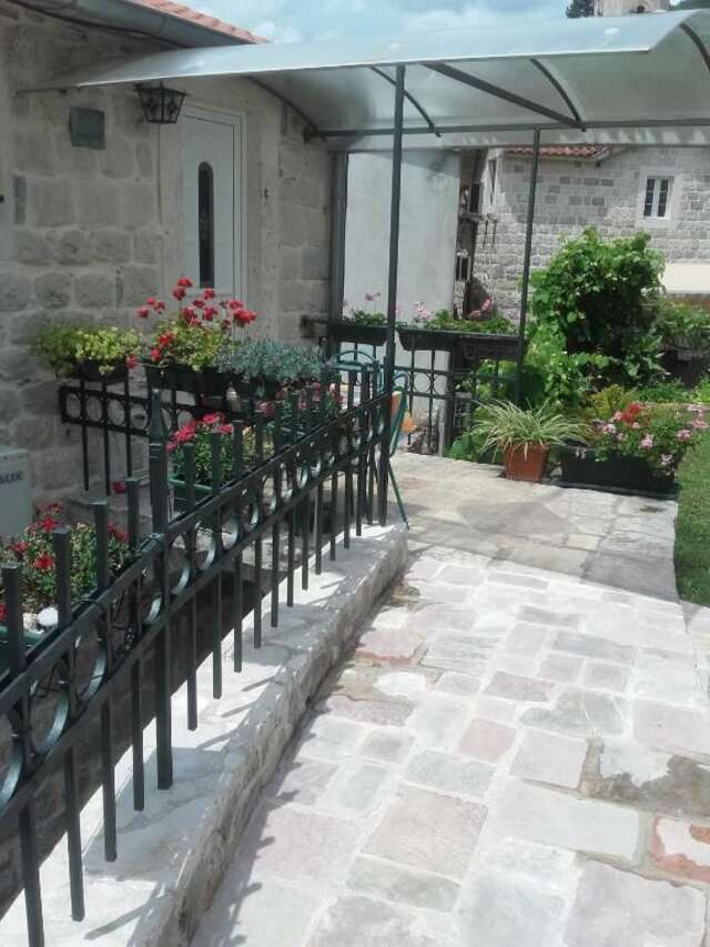 Гостевой дом Guest House Dragutinovic Пераст-49